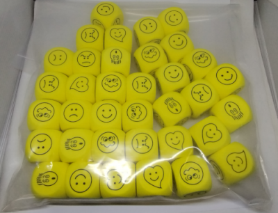 Bag of 36 40mm foam emoticon dice