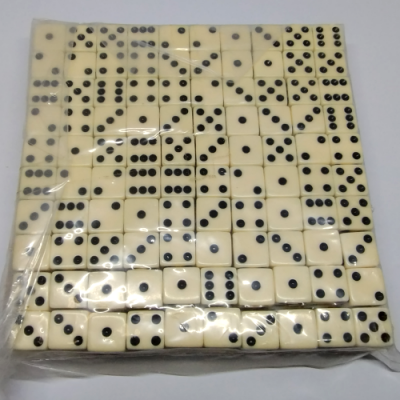 Brick of 200 16mm opaque d6 - Ivory with black pips