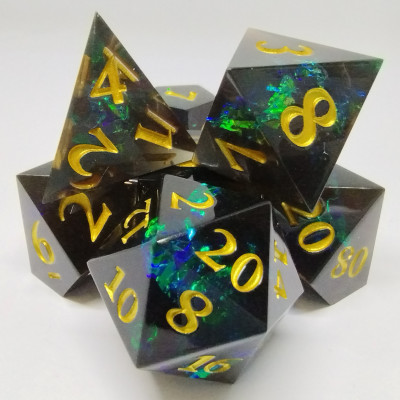 Sharp-Edged Dice: Shimmering plasma - black and gold in a bottle with screw-cap