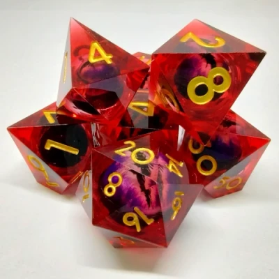 Liquid Core Dragon Eye dice kit - red in a bottle with screw-cap